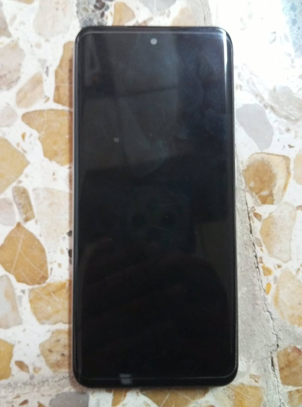 جهاز HERO 60 MAX رام 8ذكره128شاشه شرط مابيه شخط ما مفتوح الجهاز كل شغل مابي اي قصره السعر 85وبي مجال مستعجل حيل تعال وجيكو موصل ايسر ***********

