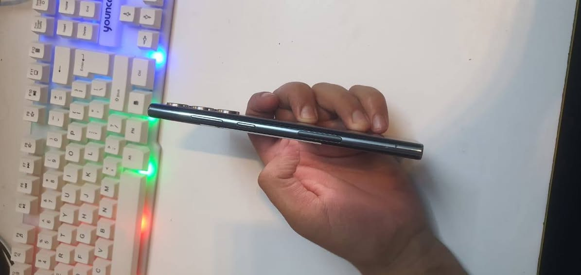 سلام عليكم سامسونك التره22
الذاكره 256

العشواءيه12

المعالج سناب ادركون جين 1

ملاحضى الجهاز مستبدل شاشه تفصيخ 

السعر ٣٧٥ وبي مجال خفيف 

الجهاز اوربي الرقم ***********
