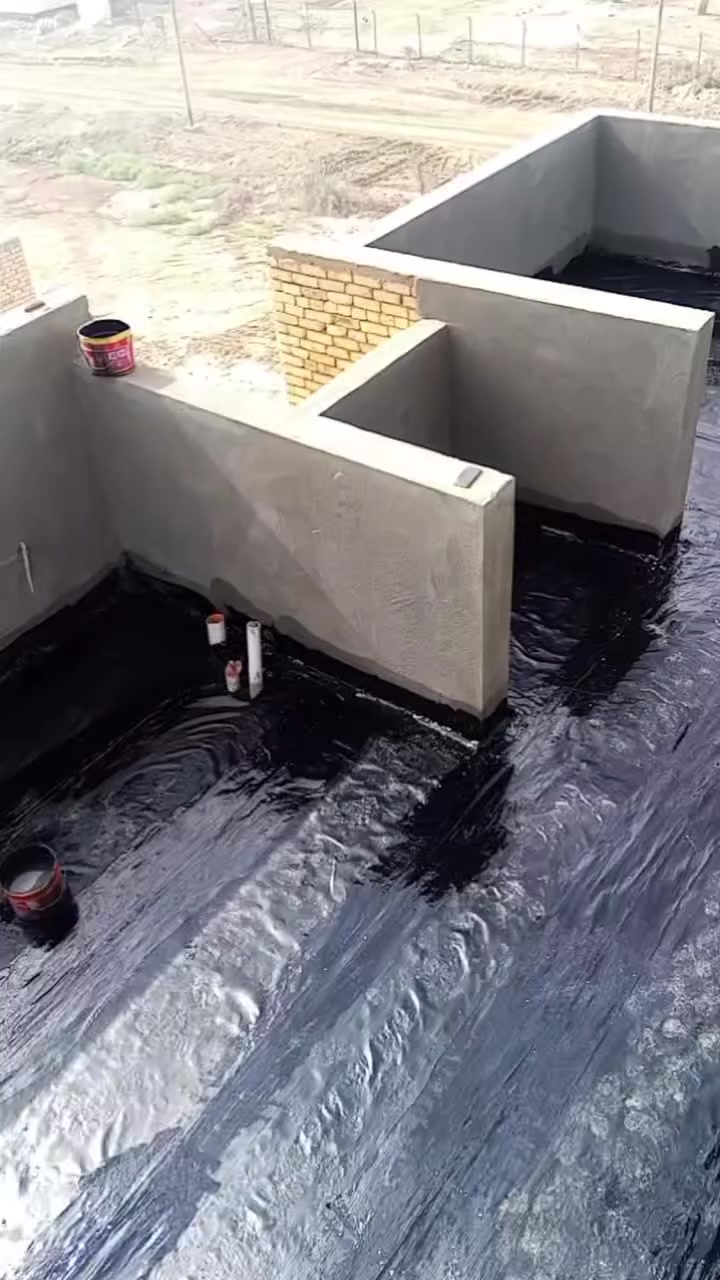 سلام عليكم عمل سطح متكامل تنظيف مع فلانكوت مع زفت مع لباد مع نايلون تراب مزيج شتايكر السماوه شرط الفحص التوفيق من الله ***********واتساب
