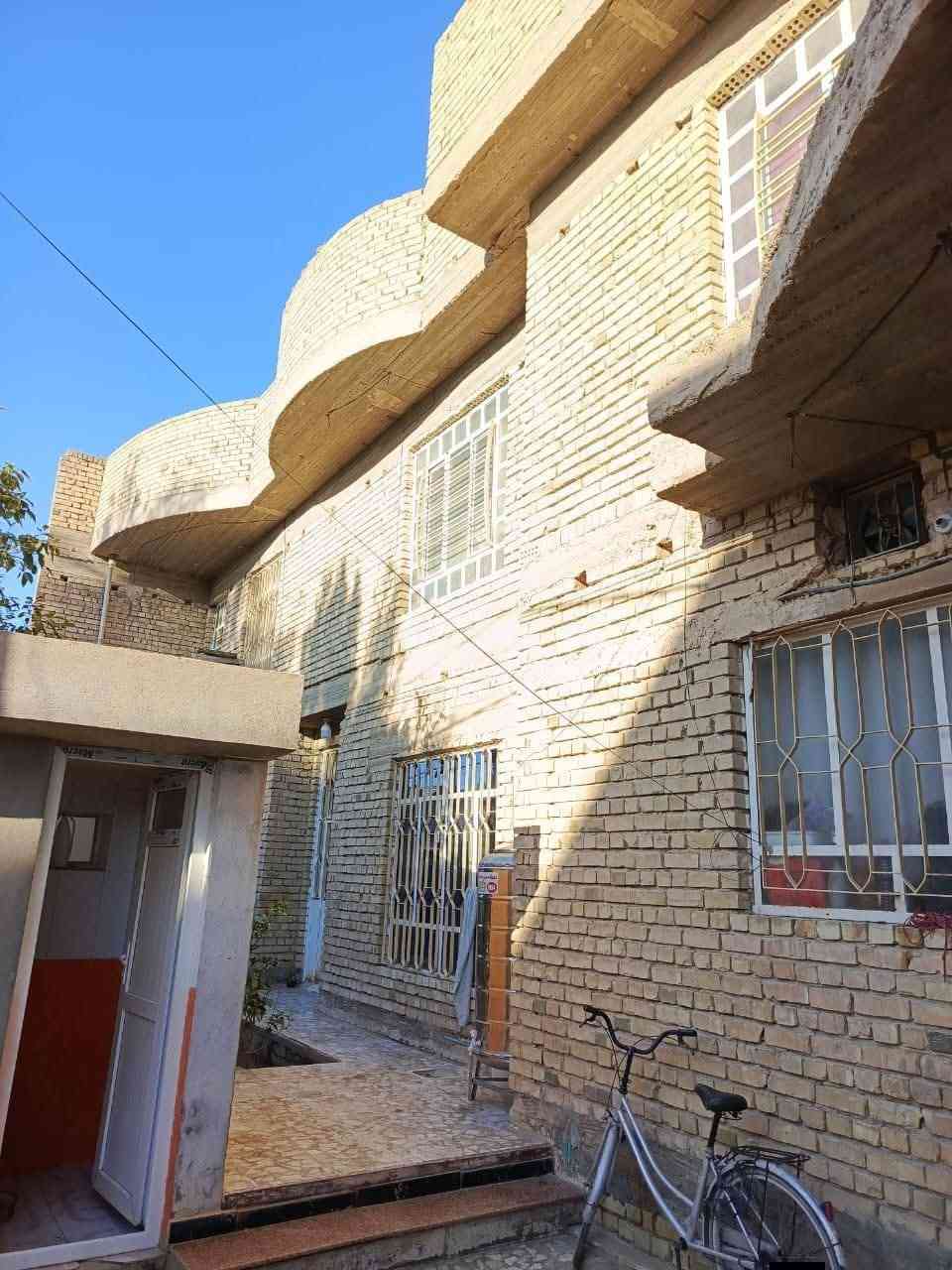 💎🔹مكـ✯͜͡الدوحه𝄠ـتب▪️💎
 
🕋 بسم الله الرحمن الرحيم 🕋

السلام وعليكم 
يوجد بيت ###  للبيع 

🌐موقع البيت التأميم الثانية مجاور مدرسة سارية

🪩 مساحة=  250  بطحي 

💎بنائة طابوك 

💎شارع = 10 نافذ على شارع 40

ويتكون من
1-غرف عدد 3
 2-صالة عدد 2
3-مطبخ عدد 2
4-استقبال + مناور 
يحتوي على سبالت عدد 2
ويحتوي على كاونتر
وبردات والبنكات 

🪩السعر = 155 وقابل التفاوض 

⭕ الاستفسار اكثر رجا مراجعة 

🥇#مكتب_الدوحه_للعقار 
  
ملاحظة/ السعر محدد من قبل صاحب العقار

💯علماً البيت جاهز للسكن🗣️
     
        ((شعارنا المصداقية)) 

⭕ اذا عندك عقار تريد تعرضه للبيع او تريد تشتري عقار  الاستفسار أكثر 

مراجعة (((مكتب الدوحه اللعقار))) 

________________________________

📬فقط ارسال المعلومات  على الواتساب او الاتصال على هواتف المكتب 

🤳متابعة الصفحه يصلك كل ما هو جديد

⏪ملاحضه: السعرالعقار  يحدد من قبل البائع

  🏘️بيع وشراء الأراضي السكنية والزراعية وكافة

 العقارات🏘️🌐Anbar Fallujah_ الانبار الفلوجة🌐.

       ((««نستقبل هواتفكم على لارقام التالية»»            

***********   واتساب + اتصال 
***********   اتصال هاتفي كورك
