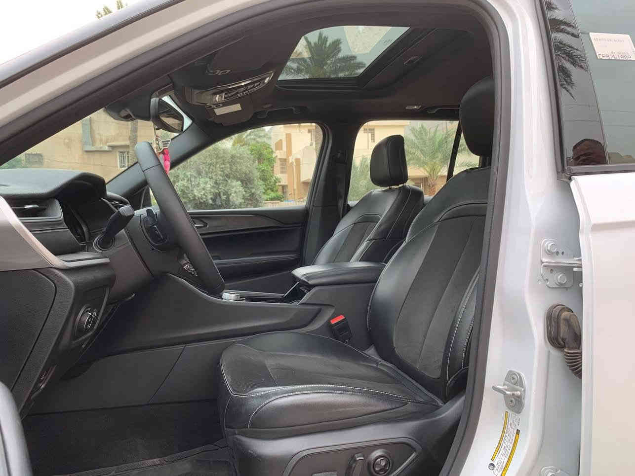 السلام عليكم  جيب  بلاك  توب   للبيع  مو ديل  2023  وكالة  هارلم   رقم اربيل    سياره مكفوله  لا صبغ  ولا ضربه  ماشيه 44 الف  السعر  38 الف وبيه مجال اي استفسار هذا رقم  صاحب  سياره   ‭0770 908 7483‬مكان السياره  الاعظميه
