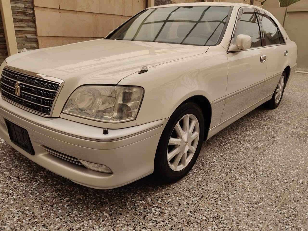 ملكات قرار 102مسقط سياره باقي بس كمرك زيرو زيرو زيرو ابگد مااتوقع *********** مكان فلوجه
