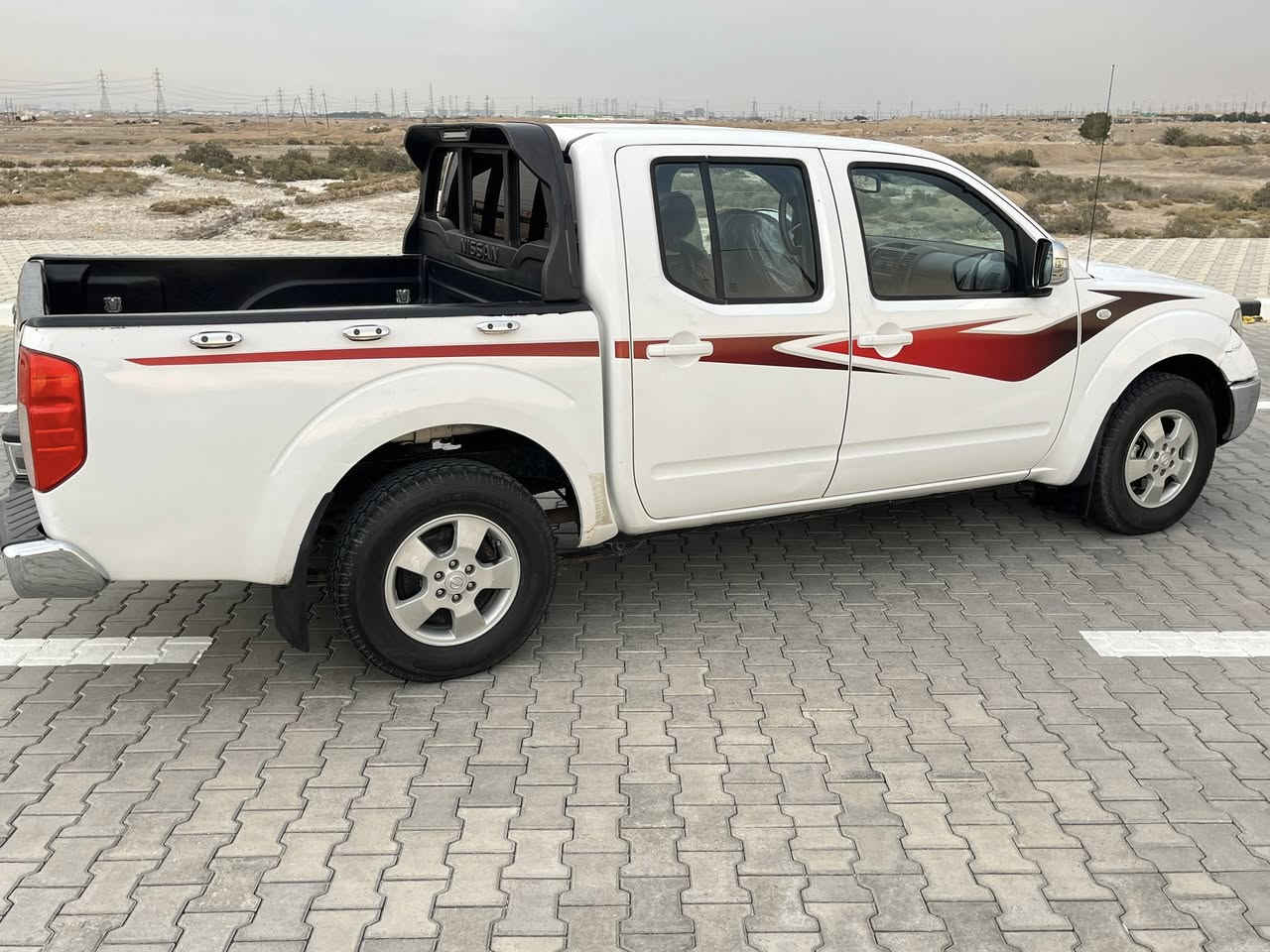 سلام عليكم نيفاره مديل 2013 كفاله ضربه وصبق وتبديل رقم أربيل تريد تحويل او وكاله مكينه وكير جدد تخم تاير حداديه جديده تبريد ثلج كهربائيات عامه شغاله  السياره جاهزه من كلشي السعر 108 وبيه مجال رقم الهاتف *********** العنوان البصره
