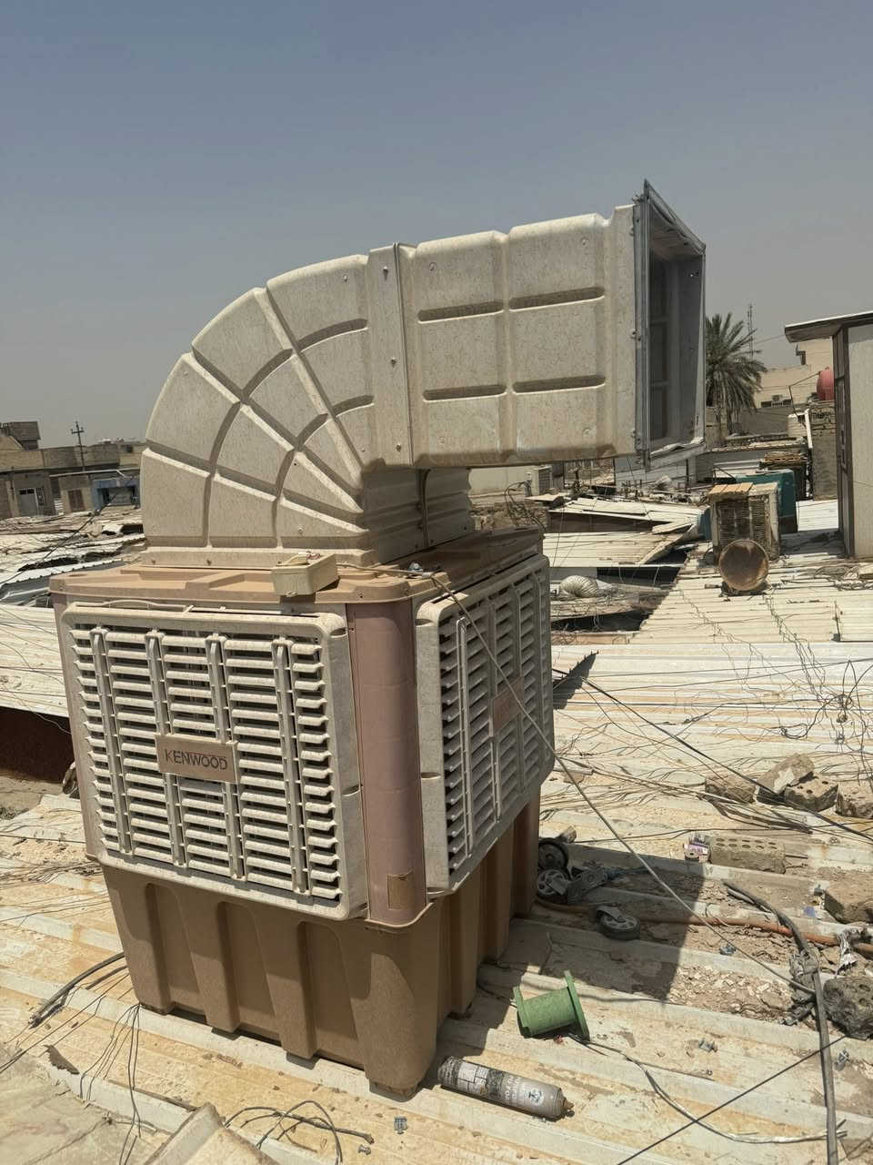 سلام عليكم عندي مبرده الحجم جبير مستخدمه اقل من شهرين 
ضمان المطور٥ سنوات العنوان بغداد مدينه الصدر اي استفسار ع هاذه راقم ***********
