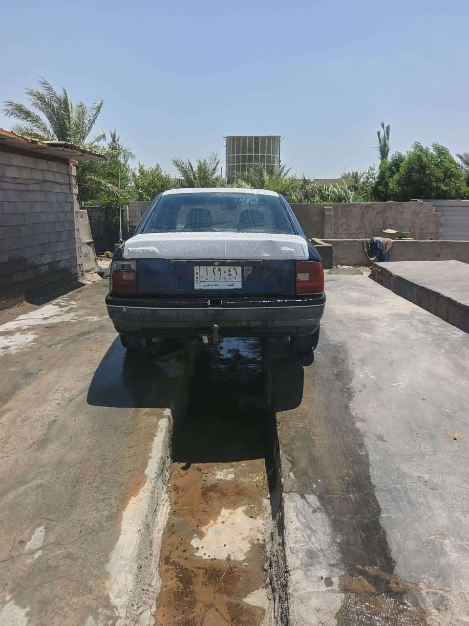 للبيع اوبل فيكترا موديل 93 رقم نجف باسم تحويل ثاني يوم محرك كير جدد حجم 18 حداديه حلوه تايرات حلوه كهربائيات شغاله السعر 15 ورقه وبيها مجال مكان طريق نجف كربلاء عمود 350 غير اتواجد على الفيس يتصل هذا رقمه***********

