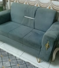 ٨ مقاعد • جكوك بغداد • قرب معارض السيارات