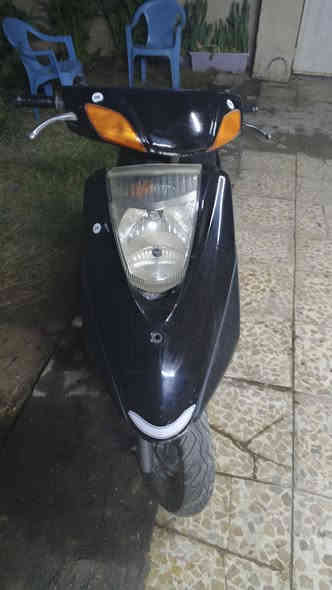 سلام عليكم عندي دراجه بريز ياباني نضيفه شغاله هندر واحد بس سلف واشاير مايشتغلن الباقي كله شغال السعر 375  مكاني بغداد مقابيل مرور الحسينيه قرية الانتصار  للتواصل واتساب فقط ***********
