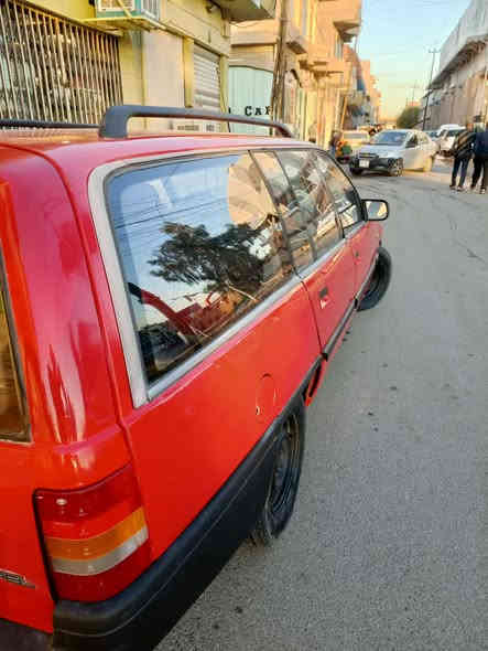 اوميكا حجم 20
موديل 89
 محرك  كير مكفوله
تصليح دوائر ودوسات لأول مره
كهربائيات شغاله
بدون صبغ بدون حادث
رقم الماني
كابون بانزين بيها
***********
***********
 السعر 32$
