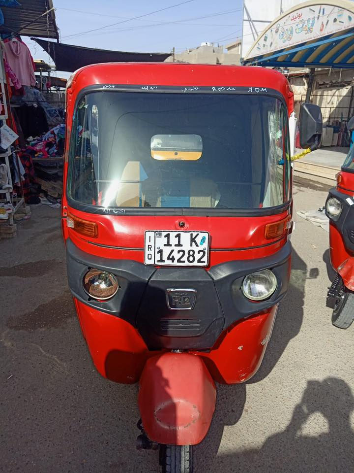 سلام عليكم تكتك للبيع مديل 17 محرك مال 20  مصبوغة صبغ عام تكتك خير من الله رقم وسنوية تحويل ثاني يوم ب 4500 أربعة ونص وبيهة مجال المكان بغداد الكمالية  هـ ***********
