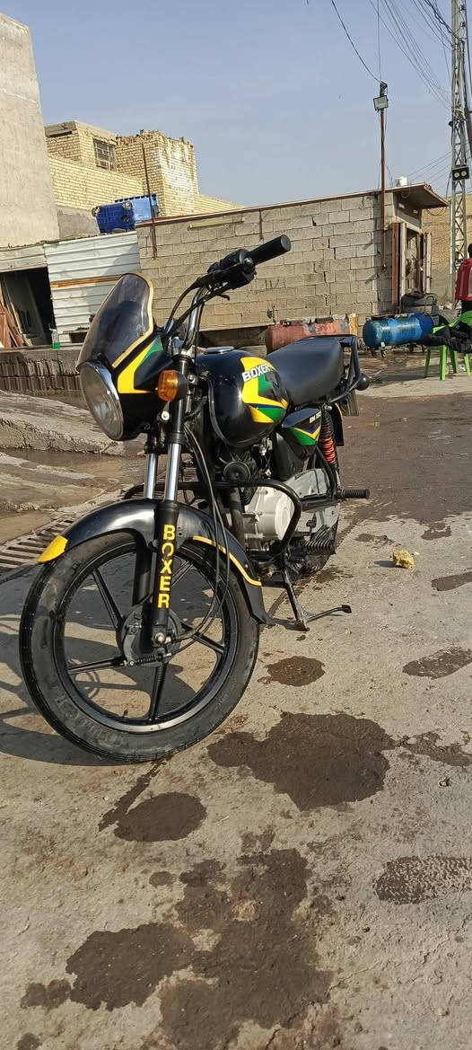 سلام عليكم دراجه بوكسر 23 للبيع مكفوله من كلشي جيب فيتر وتعال خير من الله الدراجه مابيهة اي نقص لا تنقص ولا تبخر مكينه ناعمه اكلجات معدل شلعه مكان الحسينيه مال راشدية مرقم بسمي تحويل اي يوم تريد السعر {مليونين 2}

(***********)📞
