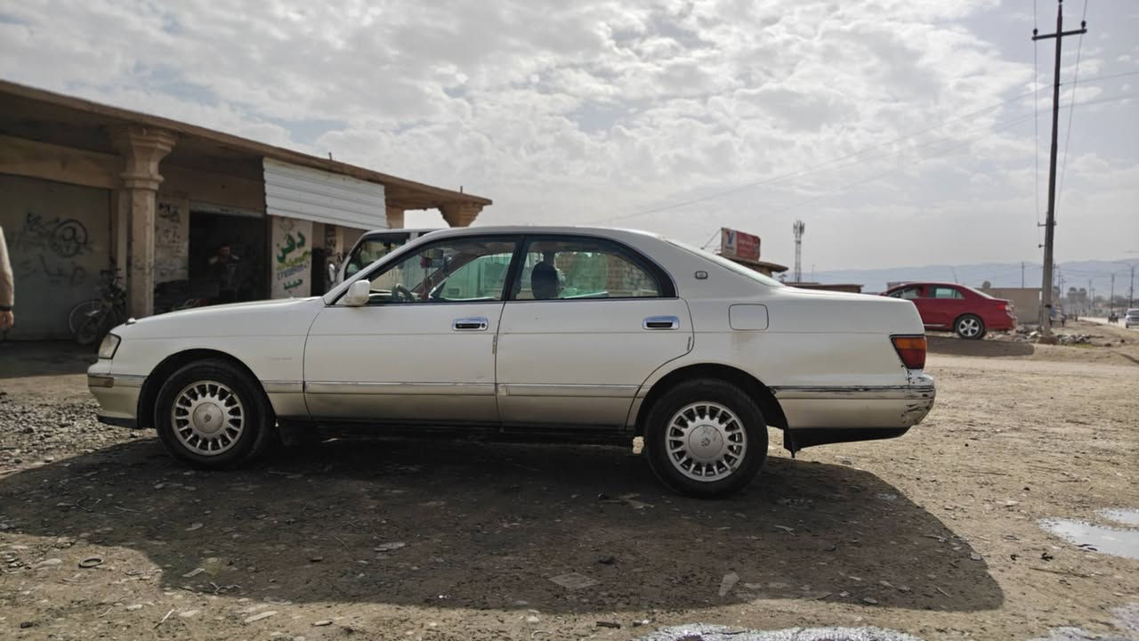 السلام عليكم مكلف بل نشر بطه للبيع گير محرك نظاف تدفئا تبريد صدر تايرات باتري جدد ملاحظة مگصوص فوگ جوه رقم نكليزي بسمي شرط التحويل
السعر 50 وبيها مجال.   ***********
