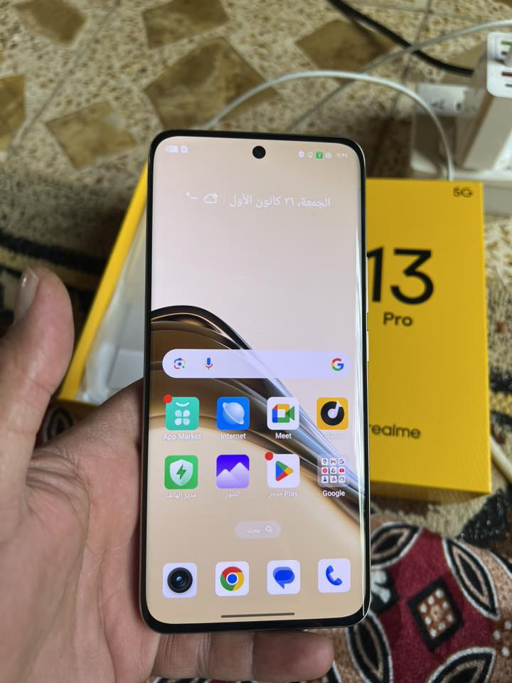 ريلمي 13 برو 5G
ذاكرة 512
عشوائية 12 
نظافة 100 السعر300 
***********
