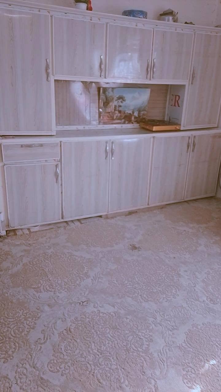 السلام عليكم عندي كاونتر للبيع مرمره ٣ قطع للاستفسار الاتصال على الرقم ***********
