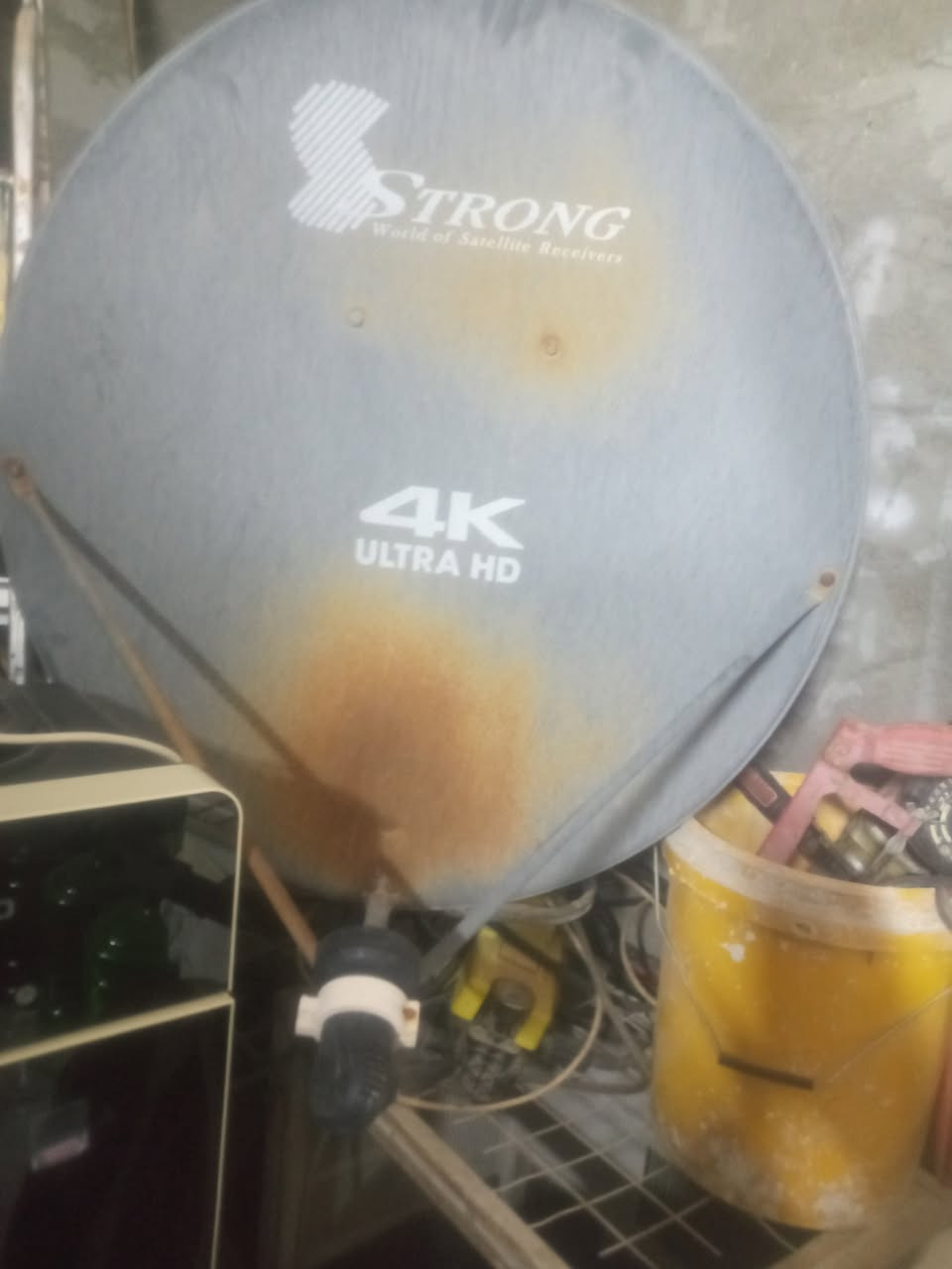 غرض للبيع هتر نشرا تدفئة سعر 5لف بنكي سعر 20لف. مكنسه كهربائيه حمراء 30لف مكنسه خضراي سعر 150غساله زولي تنشيف.  مكنسه باله اماني  باله سعر 60جديد بالكرتون. مبرد 100. جربي نفرين تسكام سعر 150. جربي طفل تسكام جديد غير مستعمل سعر 90بابل مركز شرطة الفيحاء فرع مقابل يوجد توصيل. عاكس كامل شغل فول باتري واي جديد هم سعر 150بي عربان طفل سعر 20لف. ***********
