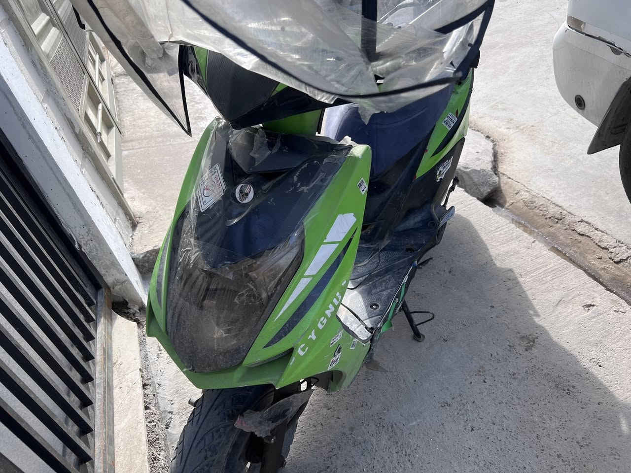 ماكس مراوس 4 كير او للبيع محرك بشرط لاصرف ولا بخار صوته ناعم كهربائيات شغاله اي غيب مابي السعر 250 الف كركوك رقمي وخاص مفتوح
 0780 789 9758
