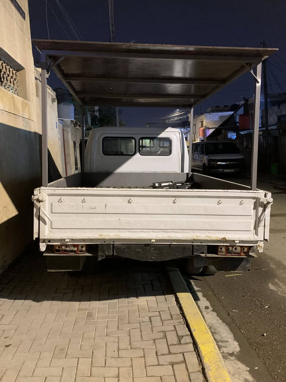 سلام عليكم كيه فنتيره غزال 2004 السياره جاهزه مابيه اي نقص اكسن محرك و كير مكفولات محركه مال كيه بينكو 3000 السياره فقط سنويته ضايعه و راعيه موجود يطلعلك سنويه باسمك ثاني يوم و السعر 37 وبيه مجال سياره جاهزه كهربائيات محرك كير كله جديد عنواني البصره الحيانيه رقم الهاتف ***********
