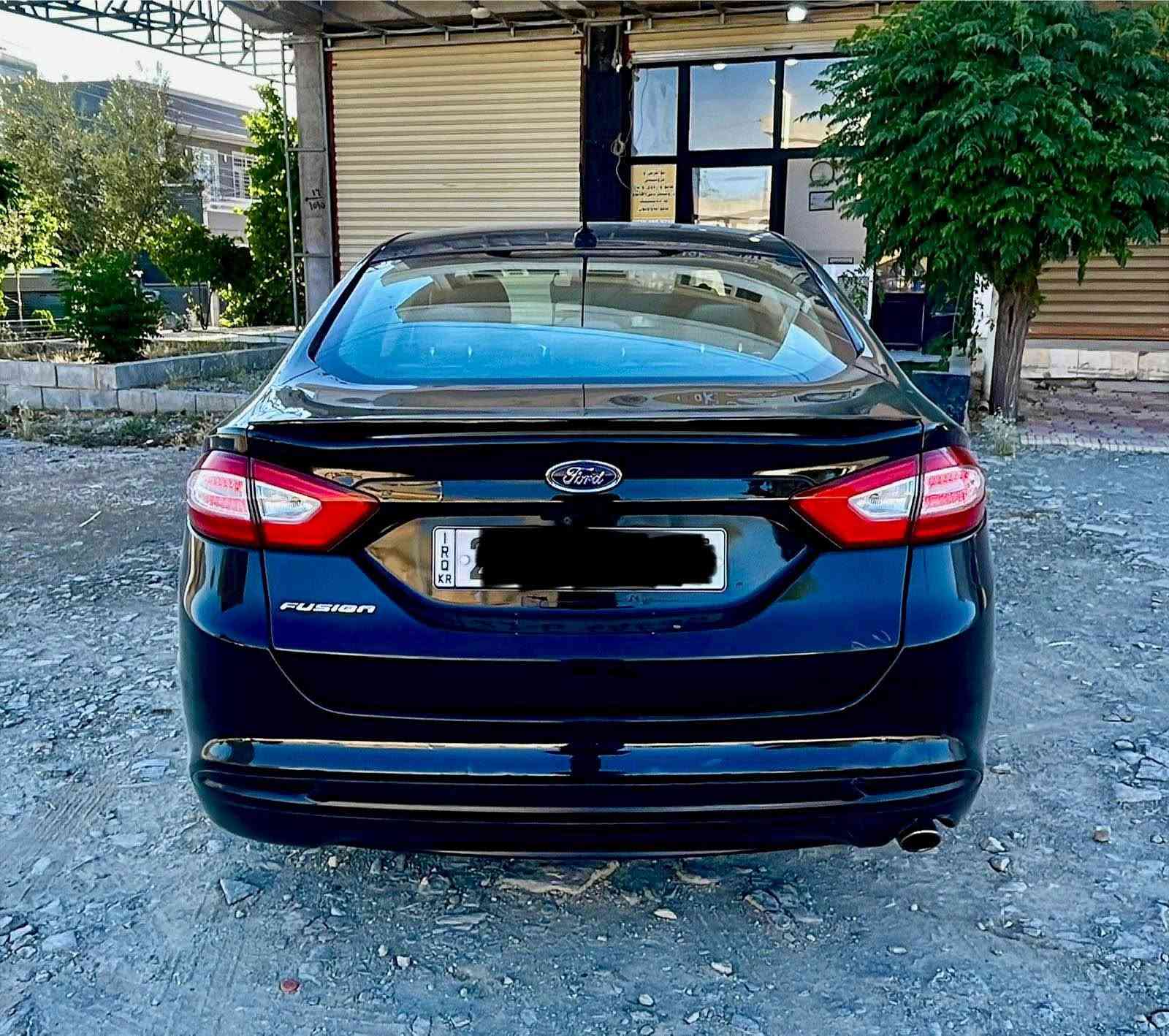 Ford fusion 2.5 2016
***********
یەک پارچە و پەڵەیەک بۆیاخی هەیە 
١٠٠ هەزار ڕۆشتووە و هەموو شتێکی بە شەرت  
پێش و دوا و بۆیاخ و گێڕ و مەکینە بە شەرت 
سەنەوی تا ٢٠٣٠ تازەیە 
هەموو سێرفسێکی تازە بۆ کراوە
***********
سعری ١١٥$ السليمانية, العراق
