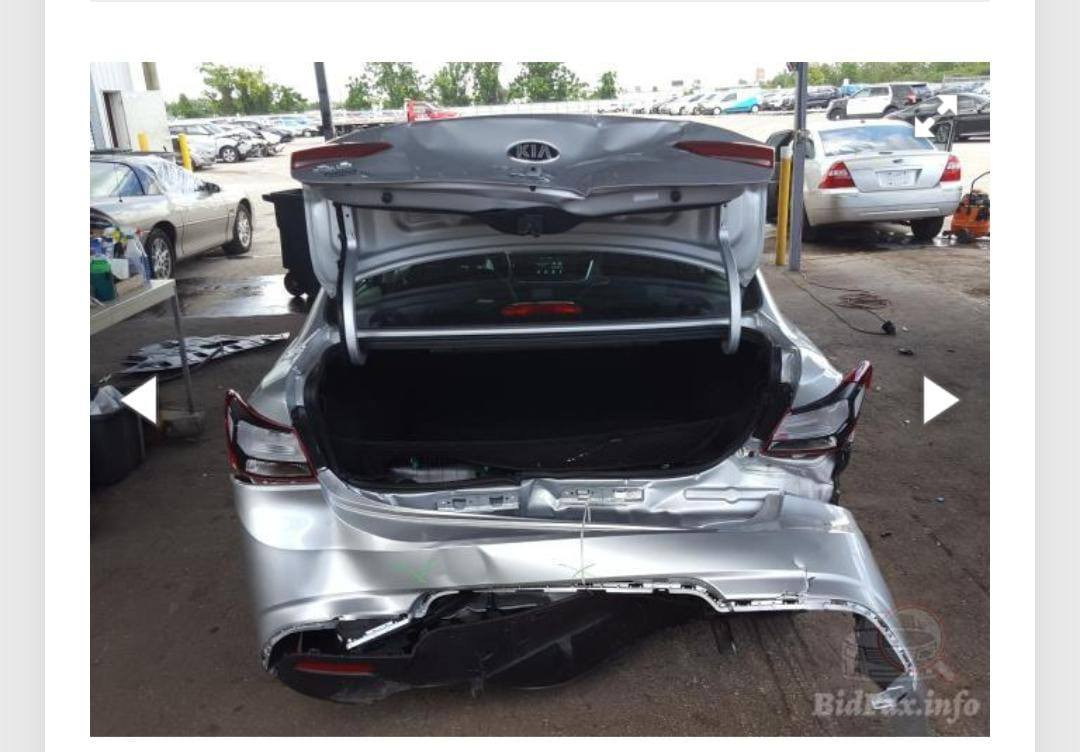 السلام عليكم كيا ريو موديل ٢٠ وارد امريكي

حادث خفيف كما موضح في الصورة ماشية ٤٤ الف وقابل للزيادة مكينة 1600
السعر ١٠٠ وبيه مجال للشراي

للاستفسار ***********
