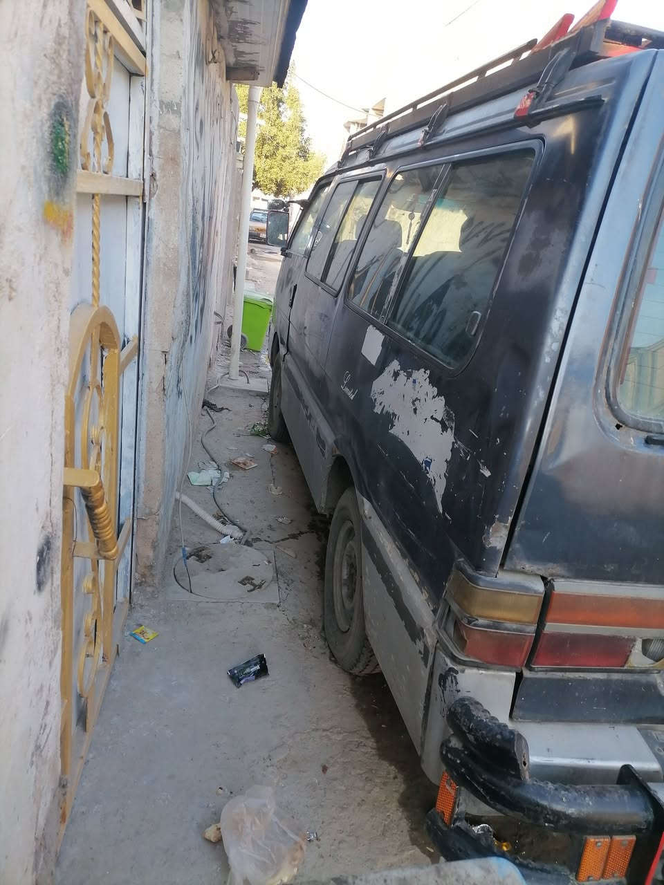 السلام عليكم
كيا بستا موديل 94 سيارة بلاديه
كير ومكينه وتخم تاير جديد
رقم صدامي صدر جديد شواصي جدد امامي وخلافيات باور جديد 
سياره كبل لشارع السعر 20 وبيها مجال
مامتواجد بل فيس رقم الهاتف ***********
مكاني بغداد مدينه الصدر
