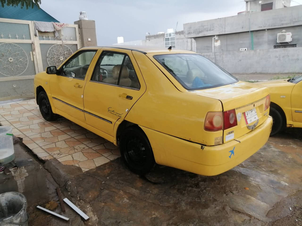 شيري موديل 10 سنويه نافذه مصفره هيئه وغرامات محرك كير يارس تبريد بي ليك كومبريسر شغال تخم تاير جديد نقص البي محرك بدلت دهن كم يطلع صوت ونومت السياره ممودي يم احد ابيعه هل موجود السعر 25 وبي مجال ***********

