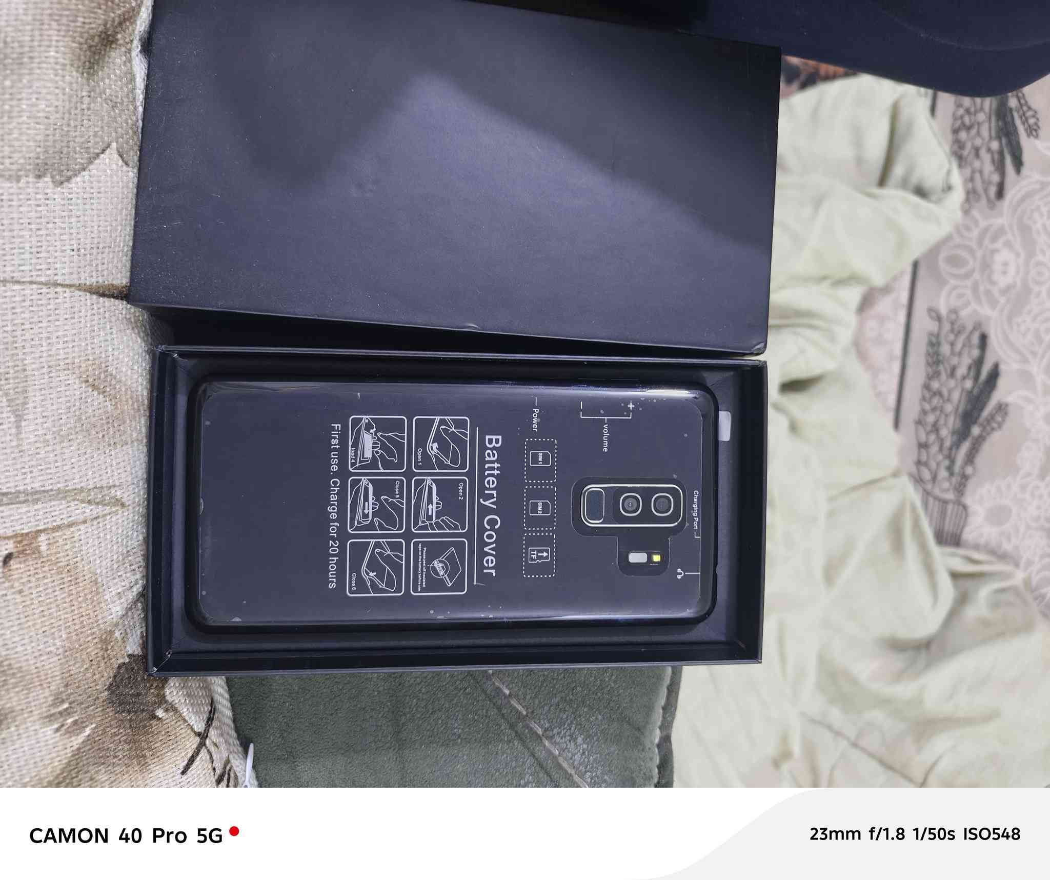 مبايلات ٣ واحد تاب 
و٢ صيني 
لتاب ب٦٥ 
والصيني ع ٢٥ لواحد 
***********
