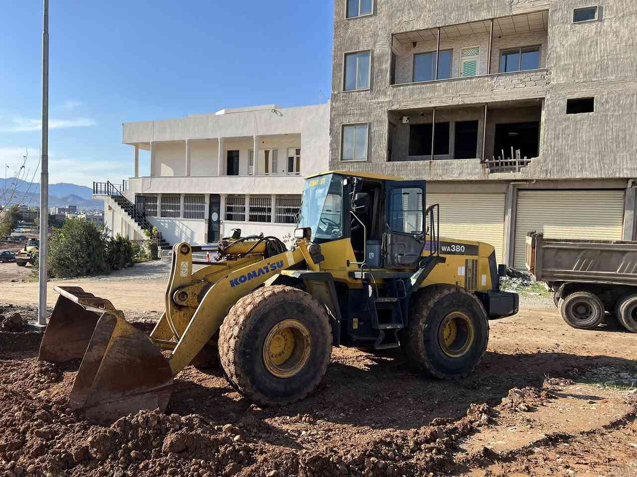 شفر كوماسو بوفروتني رقم دهوك تحويل مباشر حجم 380 موديل 2003   رقم كورك***********
