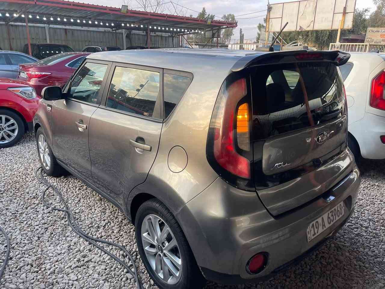 صول ٢٠١٩ رقم كربلاء
محرك2000
حادث بسيط جدا مرفق بالمنشور 
ويل كب 
كشافات 
تحكمات 
شاشه كأمره 
السعر 127$ 
رقم المبايل ***********
مالك سياره كربلاء
