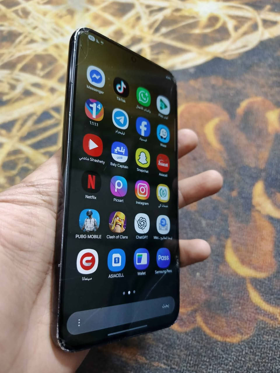 اس 22بلاس ذاكرة 128 فقط الكلاس بيها فطور بسيطة ماماثر نهائي ع الشاشة والضهر بيه فطر ايضا كما موضح مكاني بلكمالية شراي اتصل *********** سعر 225 مجال حك الجية بس بغداد, العراق
