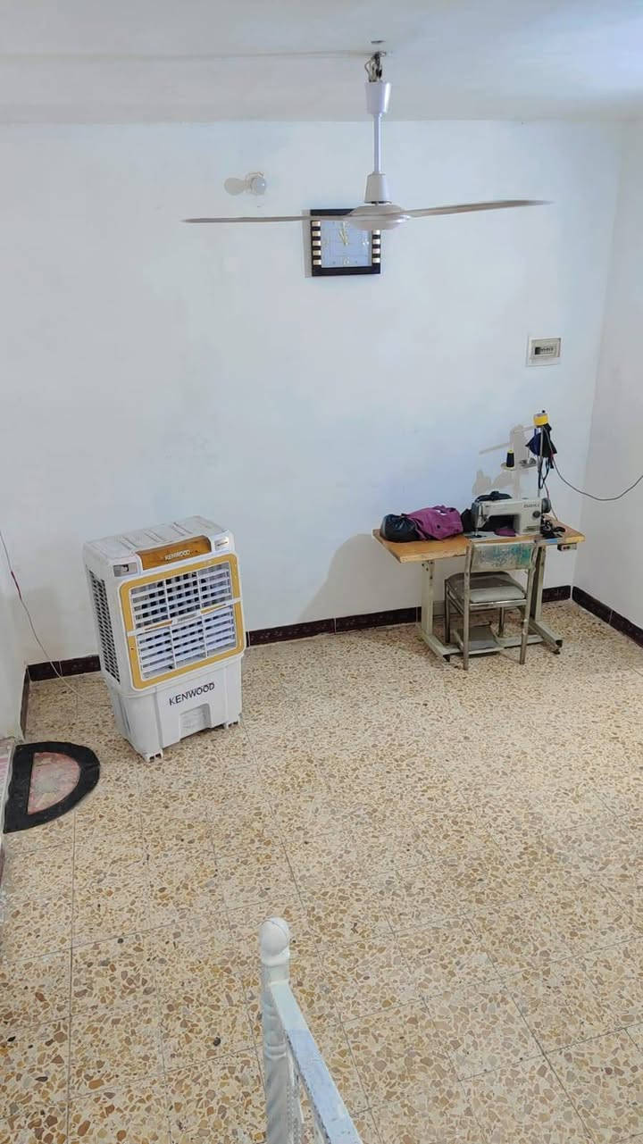 السلام عليكم مكلف بل النشر بيت للبيع في حي النصر التفاصيل في المنشور
