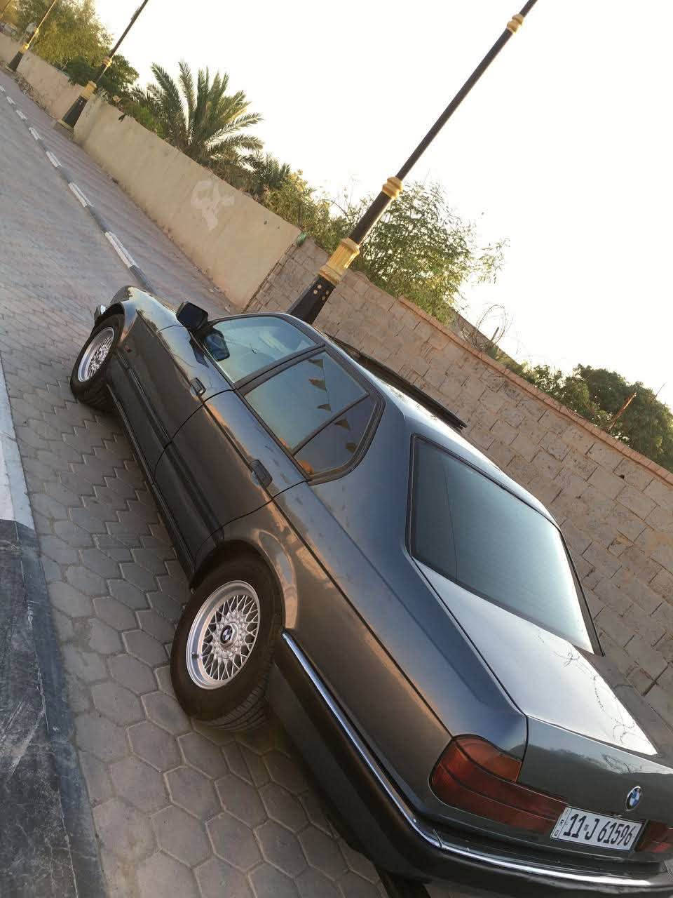 سلام عليكم اخوان. للبيع Bmw حجم 735 ، 6 سلندر رقم بغداد دولي   موديل 90اصل .السيارة نضيفة جداً  وجاهزه  مكينه گير أنضاف  ومكفولات صدر امامي خلفي ايضآ أنضاف كهربأياته شغالة وعلا بلاد مكفوله من لضرر صبغ جماليه فقط مواصفات فتحة ، تبريد قطعتين امامي خلفي شغال كشنات جلد تدفئة كشنات دبل كمبيوتر دبل جكمجه دبل مروحه   جام كهربائي غرفه صاج  بيع فقط السعر 57وبيه مجال بسيط لشراي
***********
***********
