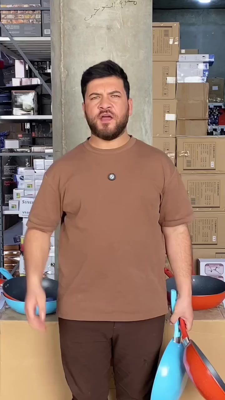 🍳💖 مقلاة عميقة وردية بتصميم خلية النحل ✨

سطح غير لاصق سهل التنظيف 🧽
مقبض مريح وآمن للتعليق 👐
عمق مثالي للقلي والتحمير 💨

ضيفي لمسة مرح وأناقة لمطبخك! 🌸.

السعر مع التوصيل 12الف.

#ادوات_منزلية #ادوات_مطبخ #طاوة #تجارةإلكترونية


**إذا كنت صاحب هذا الإعلان وتريد حذفه لأي سبب، رجاءا أرسل رسالة إلى الدعم الفني**