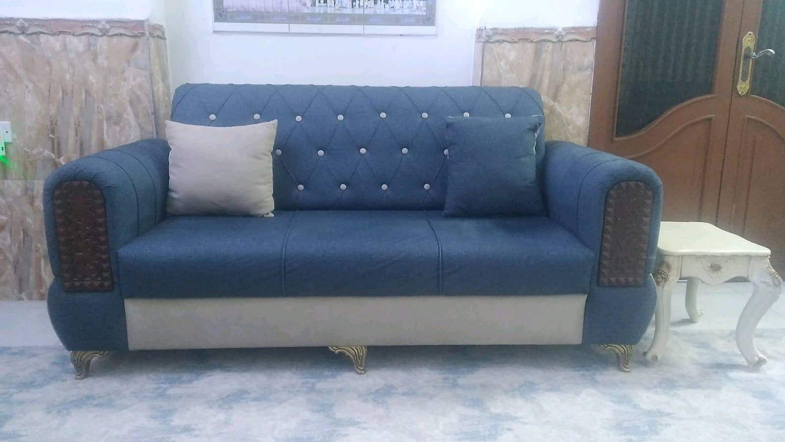 طقم قنفات 10 مقاعد نظيف جدا للبيع .الدوره شارع 60 