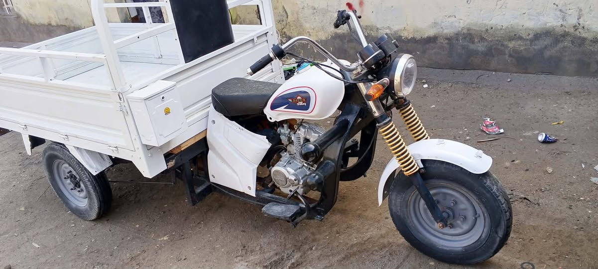 السلام عليكم ستواته البيع
معمره تعمير حلو مكينه مجفته غراض صليه كلك 
مكفواله عشاير  السعر 700 وبيه مجال  ***********
