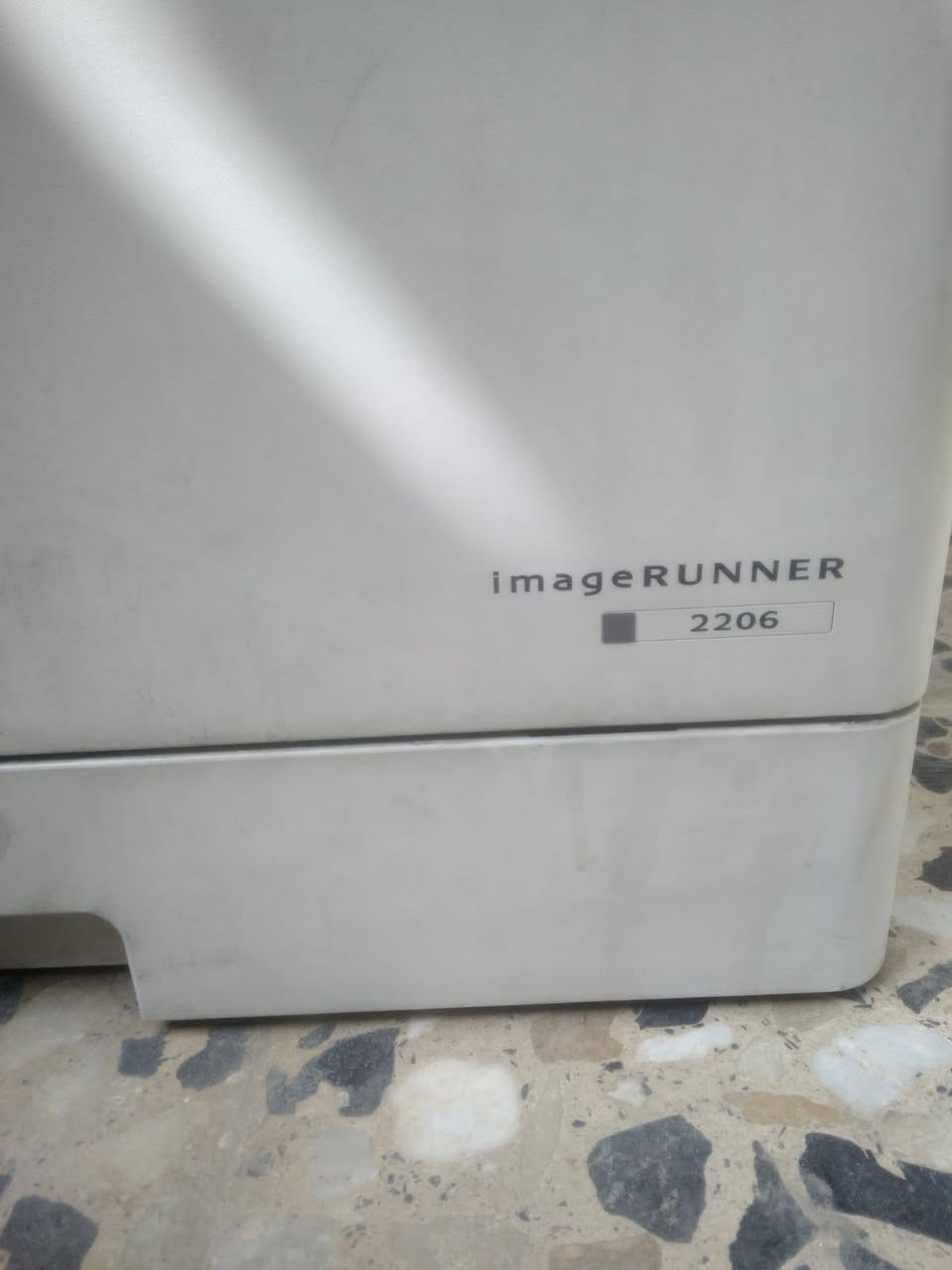 جهازين استنساخ الزغير نوعيته hb نقصه بس حبر شغال
ثاني نوعيته كانون شغال نقصه حبر أو ورقه حاشره بي فقط
غير متواجد ع الفيس للتواصل *********** واتساب إتصال
