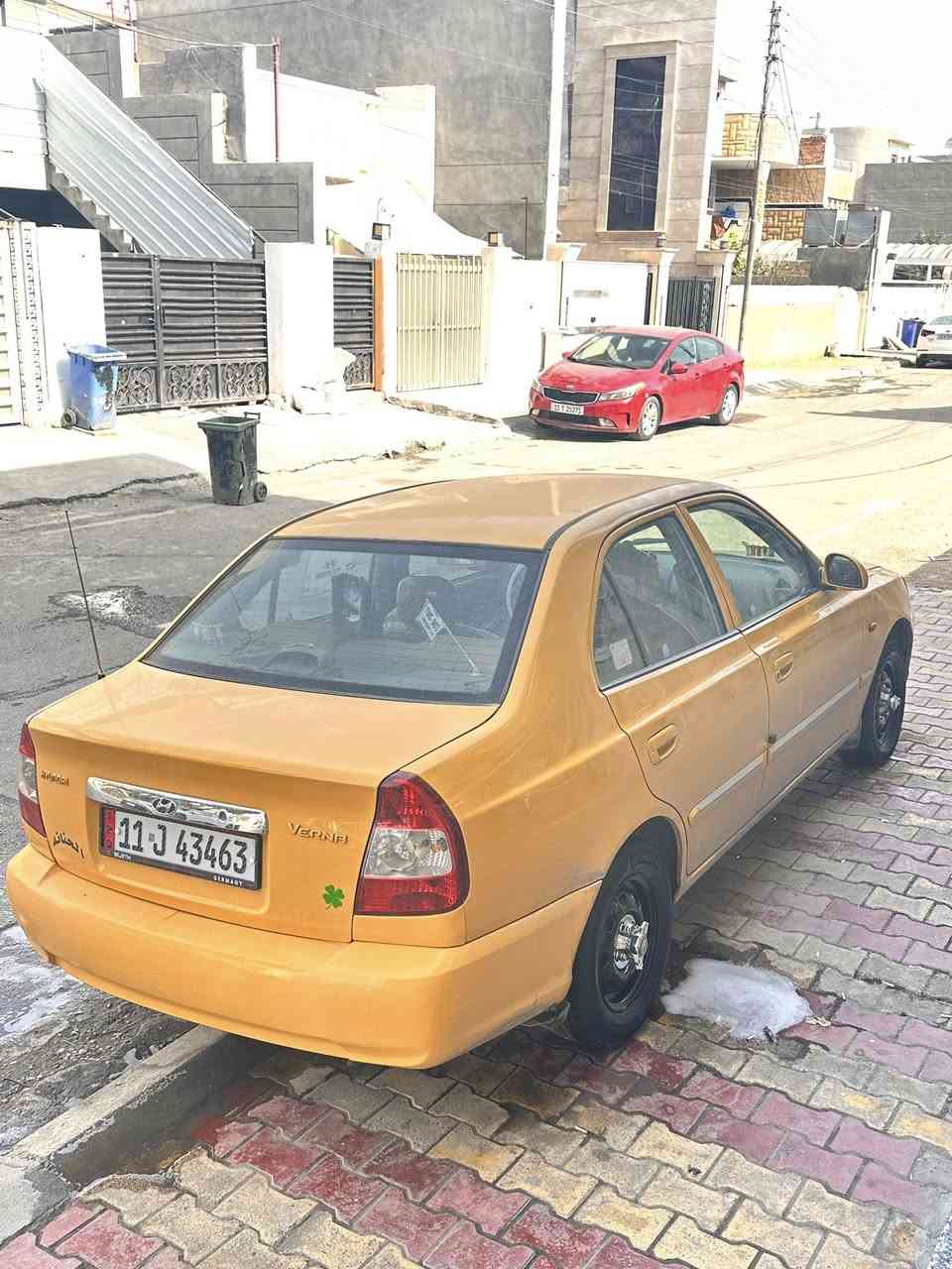 السلام عليكم هونداي فيرنا موديل 2014 ضرر الجاملغ الخلفي فقط السياره جديده او خير من الله منضومه غاز بيه مسويله ادامه كامله او بيه الكارت لاصفر مال الصيانه مالته موجود او يجي وياه هورن براد السعر 77وبيه مجال مكاني بغداد الدوره الاتصال ***********
