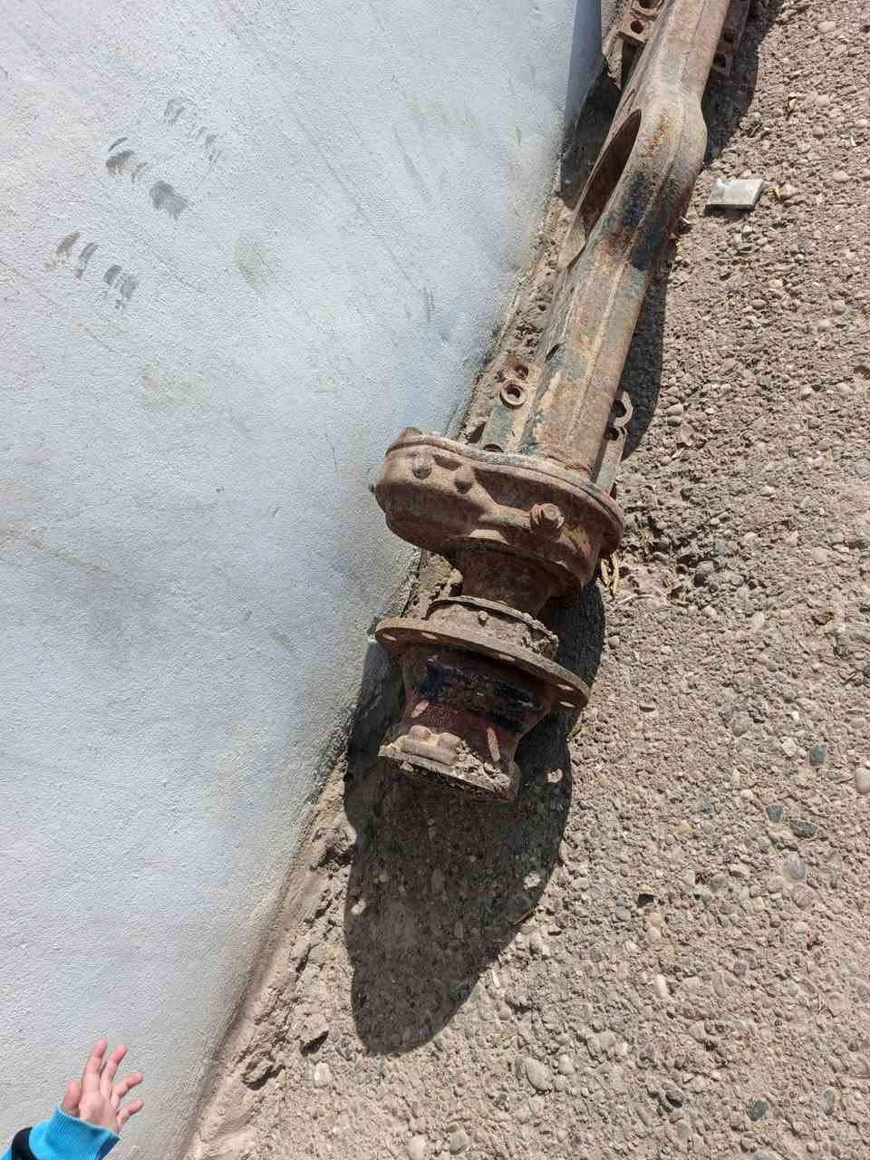 اكسل عربانه للبيع ٨ براغي سعر 350 مكان الرمادي ***********
