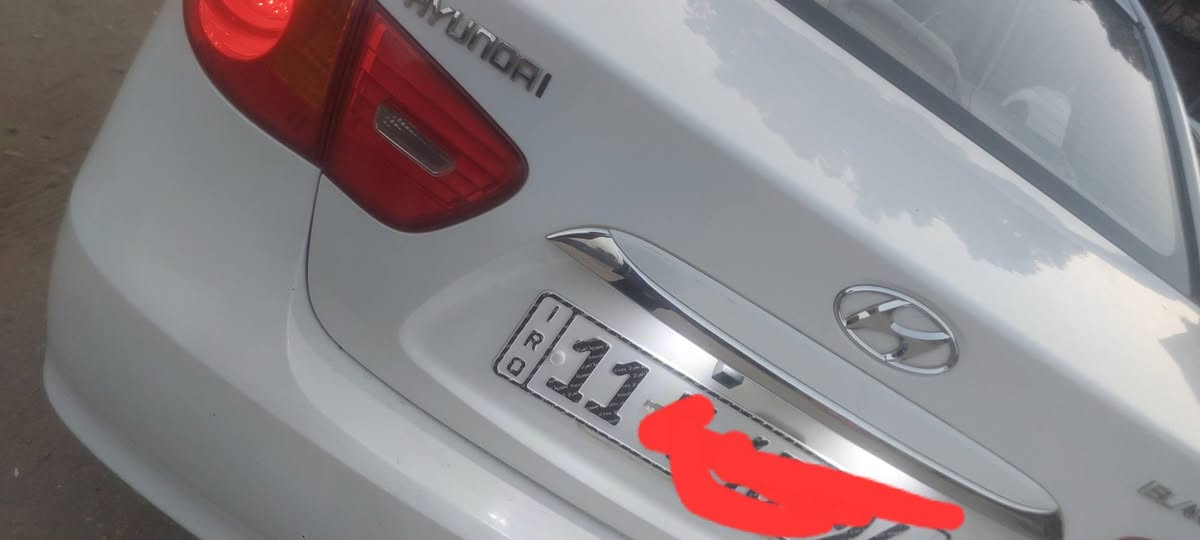 السلام عليكم  الانترى خليجي موديل ١١ فول مواصفات  محرك ١٦٠٠ مامفتوح  ماشيه ١٣٠ ألف  اربعه دسك شاشه كامره  اريل تحكم ستيرن  شغال  فتحه اشاير بل مري تخم تاير جديد حداديه جديده   سياره كلش نضيفه وجاهزه على اخر حبايه  رقم بغداد  نكليزي  سنويه بأسمي  لغاية ٢٠٣١  تبريد ثلج  شرط   رقمي بي واتساب ***********ابو مصطفى
