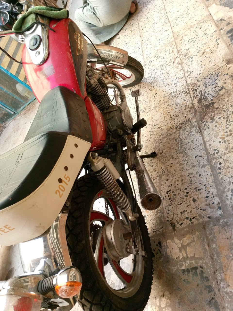 السلام عليكم لبيع موديل 10 رقم بغداد منفيس سنوية تفاصيل ورقم وصاحب شرعي موجود دراجة شغال تحتاج باتري وترتيب وماعرف سعرة صراحة شراي بليرض بي اللة مكان بغداد *********** واسف طوالت عليكم
