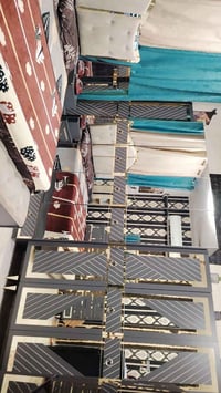 للبيع ١٠ قطع اضرار بسيطه بدون اي كسر 07755630818 واتس