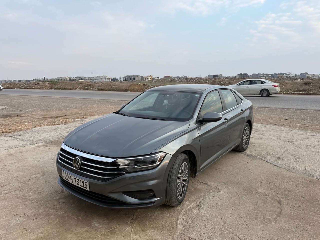 volkswagen jetta SE 2020
سعر بلاش🔥138$ 

فول مواصفات 
بنوراما
كراسي جلد ،كهرباء،هيتر
بصمه
شغال عن بعد
شاشه كبير
شاشه الكتروني
داخل ليد
ويل كروم و كبير 
رادار امامي و خلفي و جانبي
لايتات ليد
هندبريك بصمه
كوشنات تدفئة و تبريد 
ستيرن هيتر
سياره بعد بي هواي مواصفات 
❌الضرر//    2 قطعه 

 
*********** أربيل, العراق
