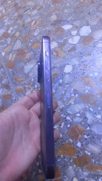 14برو ماكس فقط شاشه بطارية 76السعر 475 وبيه مجال الهاتف07853188517