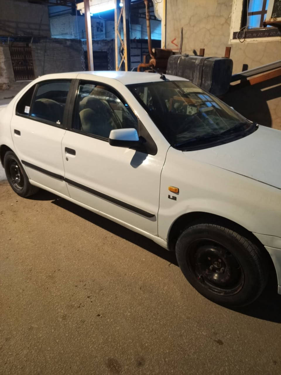 سلام عليكم سمند موديل 12مكفوله كفاله عامه منل ضربه والصبغ والبارد ماعدء الجاملغ البصوب السائق مبدل تبريد تتفئ شغال حداديه جديدء تخم  تاير كهربايات شغاله رقم كربلاء مشروع وطني/السعر 47 بيه مجال قليل ***********
