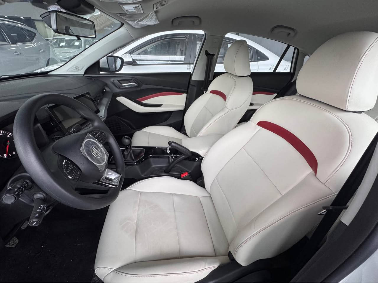 ئێم جی  MG GT 2025 Sport گێڕ عادی
ناو.سۆر.ناو.سپی.بەردەستە🔥🔥
مواصفات.بەصمة.شاشەوكاميرا.حساس.
ئاوێنە ئیشارەت.لايت زينۆن.  ڤۆلیۆم
مكان : أربيل.  ١٠٠ متری معرض تۆپ کارس
سعر.99$
موبایل..*********** أربيل, العراق
