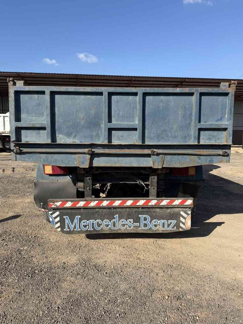 ً
السلام عليكم 
قلاب البه موديل 1996 
رقم ديالى فحص مؤقت
كير محرك كفاله 
السعر 70 
رقم ***********
