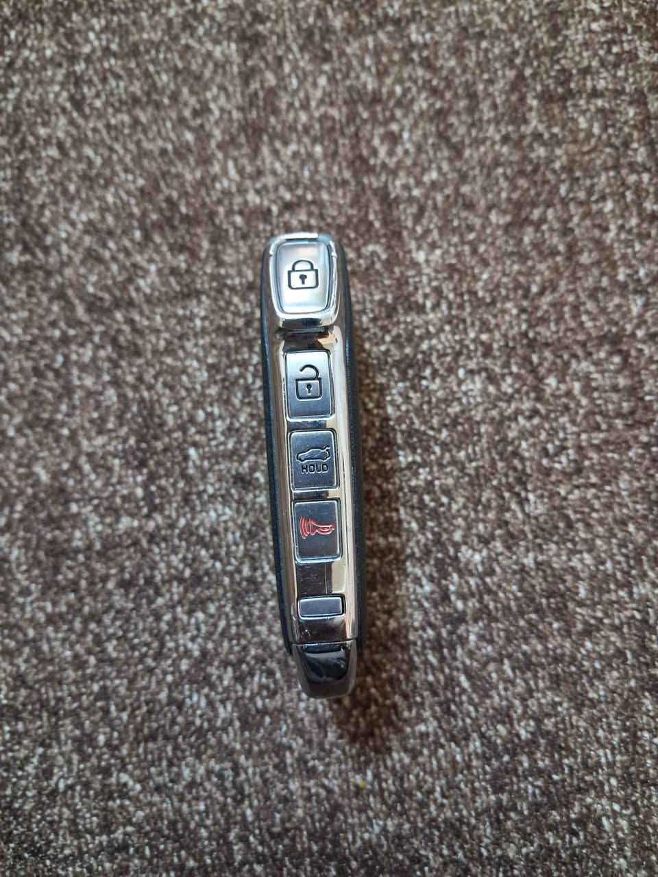 غراض فورتي تفصيخ 2024
بصمه تشغيل وتشغيل عن بعد 
قفل بنيد كامل 
حساس  تنبيه 
حساس صدمه ايرباك جهتين يمن ويسار 
قاعده رادار كامله  
كارت مروحه 
فسفوره لايت و نيكله 
بروجكتر جهه الايمن شغال 
***********
