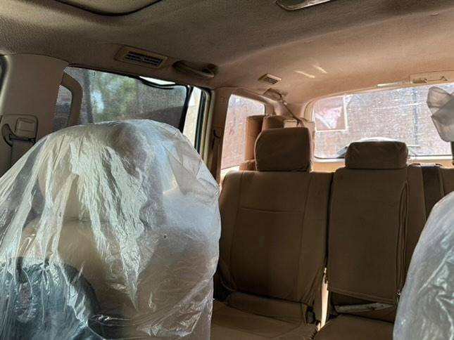 سلا عليكم
لاندكروزر برادو🔥⚔️
الموديل/2007✨
المحرك 6سلندر جديد
التبريد/3قطع❄️ 
عدد الركاب /7🧍🧍🧍🧍🧍🧍🧍
/شاشة بلوتوث🌏
/فورويل4+4💪
مثبت سرعة 
السياره مكفوله من الصبغ كما بالسونار المرفق
السعر١٦٠ وبيها مجال قليل حق الجيه.
بالبصرة *********** 
بيع مستعجل
