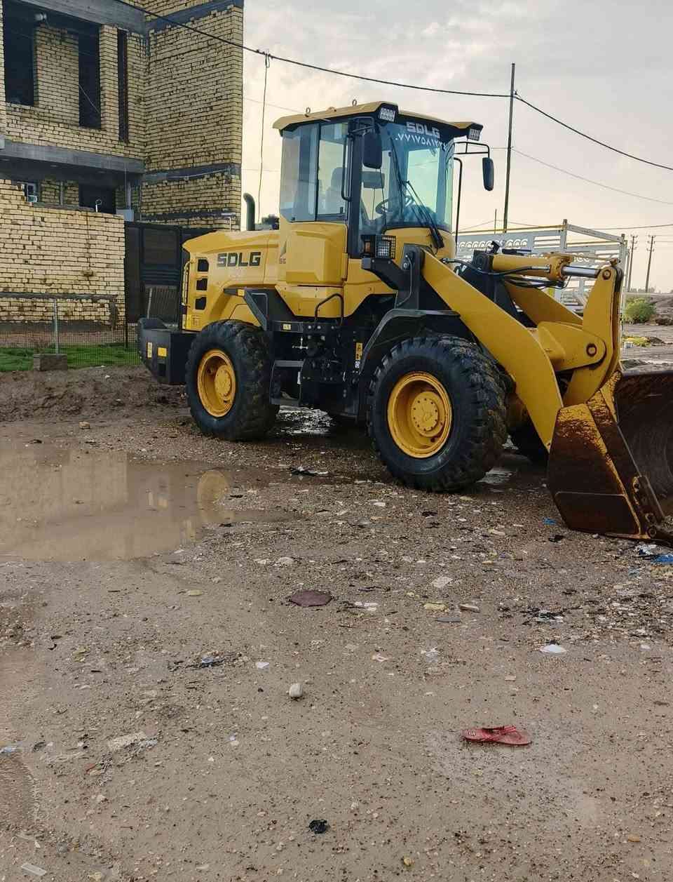 شفل صيني حجم 36 مديل 23 مكفول كفاله عامه مكينه منفيس بعدهي   سعره 4شدات و 10  للستفسار ***********
