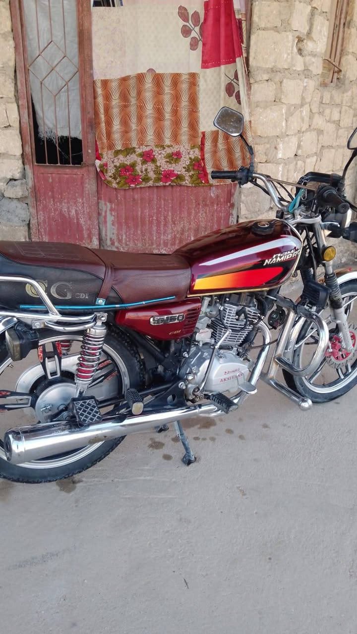 السلام عليكم ورحمة الله وبركاته
موطور اكسفانس موديل 23 بصمه سويج شتغيل عن بعد نظافه ونشاط خير من الله سلف كهربائيات اظويه كله شغاله لبيع او مراوس بشحن 

لتواصل ***********
