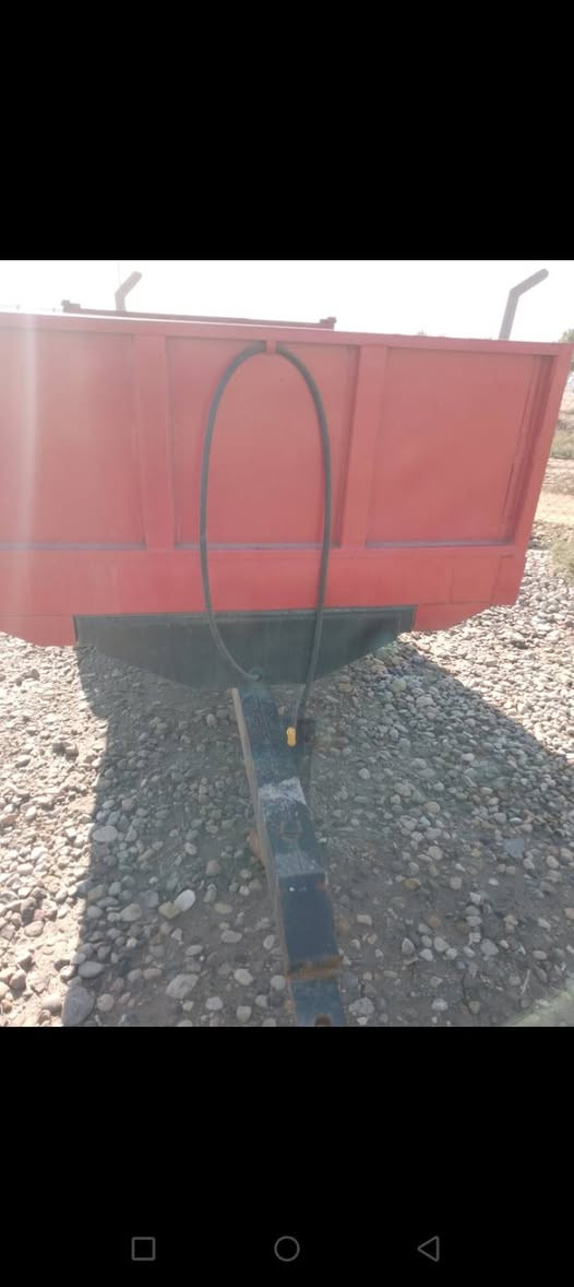 عربانه للبيع درجه الاول دنكير تريله العنوان واسط العزيزيه رقم ***********
