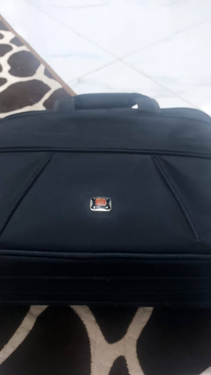 لابتوب ماركه DELL موديل 2011ذاكرا128يحتاج بطاريه خارجيه وصيانه م


**إذا كنت صاحب هذا الإعلان وتريد حذفه لأي سبب، رجاءا أرسل رسالة إلى الدعم الفني**